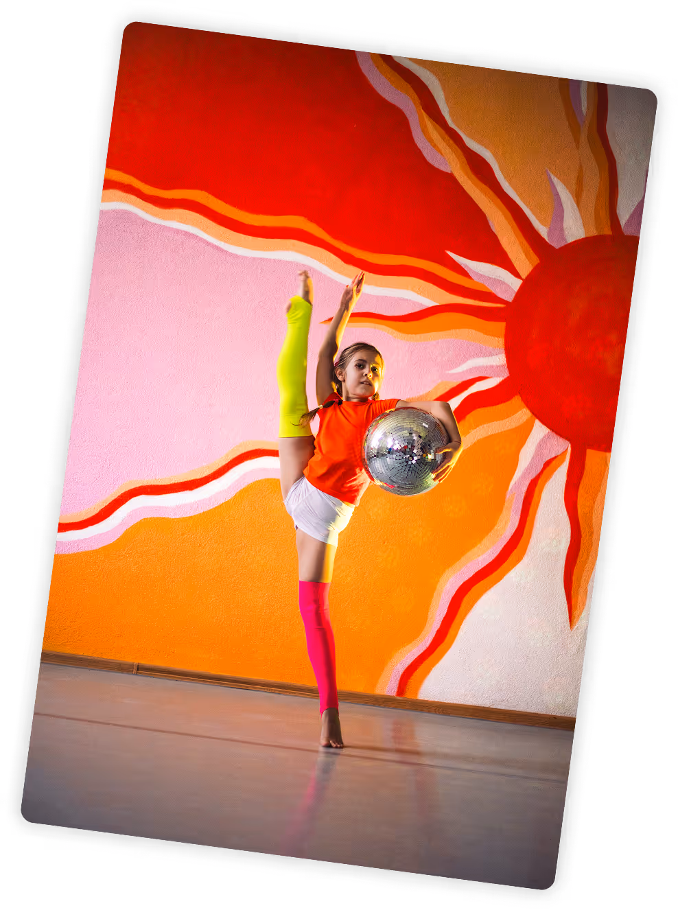 Kid girl in standing split pose 